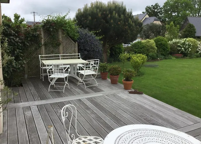 D'hotes - La Maison De Jane Bed and Breakfast